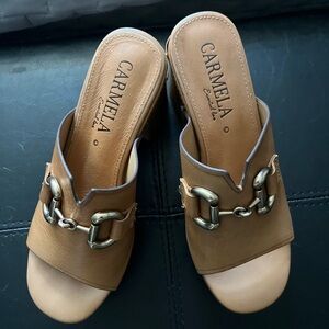 Women's Tan Slide Sandals